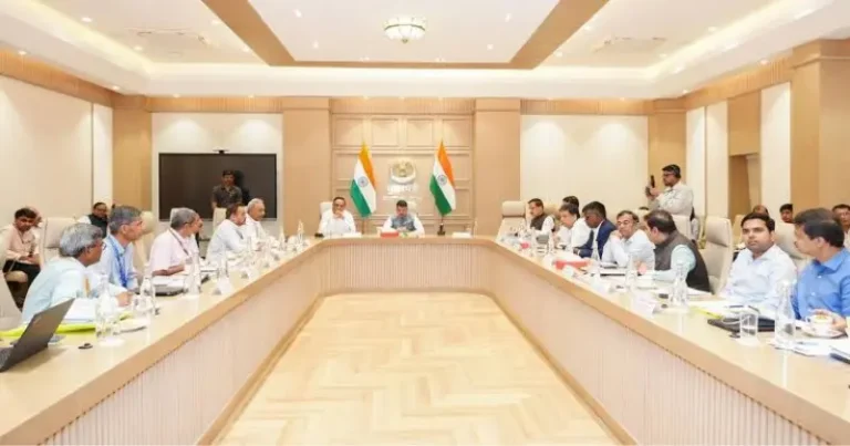 मालाडमध्ये जागतिक दर्जाचे ‘मीडिया हब’ उभारण्यासाठी कंपनी स्थापन करण्यात येणार – मुख्यमंत्री देवेंद्र फडणवीस