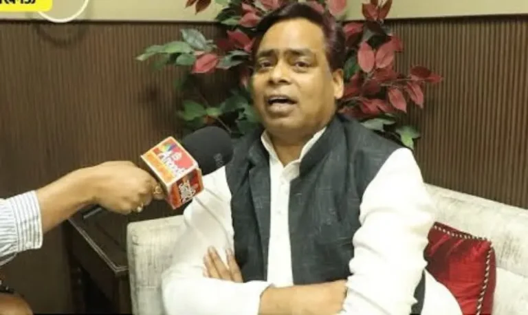आपत्तिजनक’ पोस्ट करना सपा विधायक को पड़ा भारी
