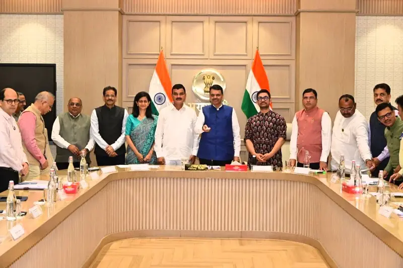 पाणीफाऊंडेशनआयोजितफार्मर्सकपशुभारंभकार्यक्रम3_copy_800x533_1_copy_800x533