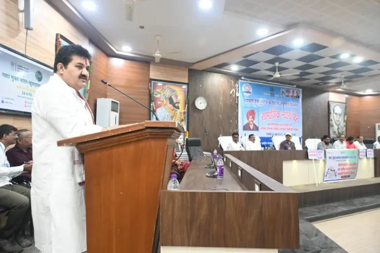 राजर्षी छत्रपती शाहू महाराज ज्यांना कळले त्यांना महाराष्ट्र नक्की कळेल – पालकमंत्री संजय राठोड यांचे प्रतिपादन