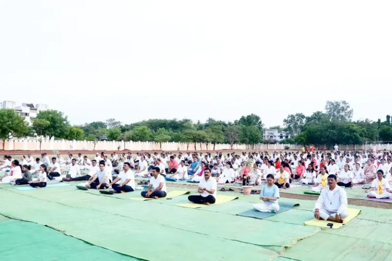 ‘योग’ ही शरीर आणि मनाला ऊर्जा देणारी जीवनपद्धती – आदिवासी विकासमंत्री प्रा. डॉ. अशोक उईके