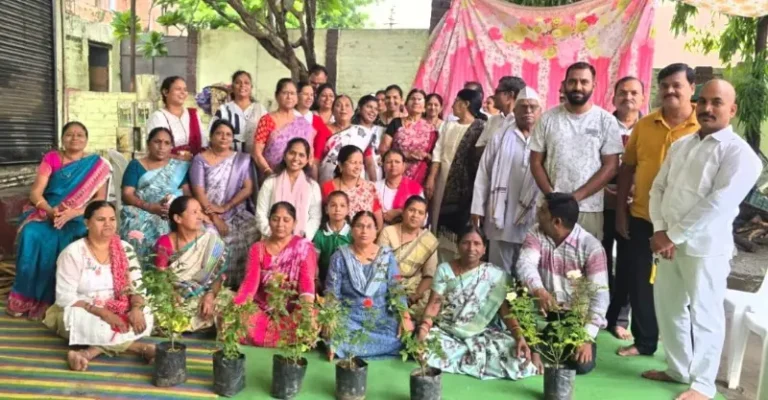 सुख, शांती व समाधानाचा संदेश; योगा ग्रुपतर्फे गुरुपौर्णिमा उत्साहात साजरी