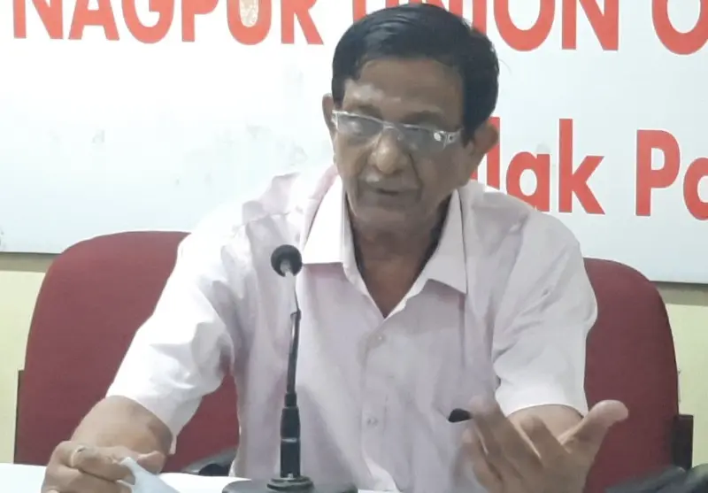 पदोन्नती प्रक्रियेत अन्याय झाल्याचा प्रदीप बारापात्रे यांचा आरोप; शासनाकडे न्यायाची मागणी, पत्रकार परिषदेत धाव पदोन्नती प्रक्रियेत अन्याय झाल्याचा प्रदीप बारापात्रे यांचा आरोप; शासनाकडे न्यायाची मागणी, पत्रकार परिषदेत धाव