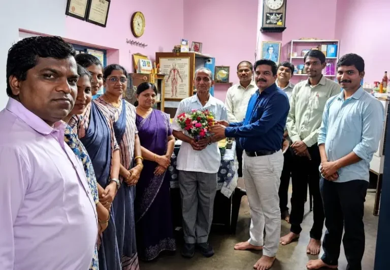 माणुसकीचा आधारवड : डॉ. अ. का. कापगते यांच्या ७२ व्या वाढदिवसानिमित्त जनतेचा कृतज्ञतेचा वर्षाव