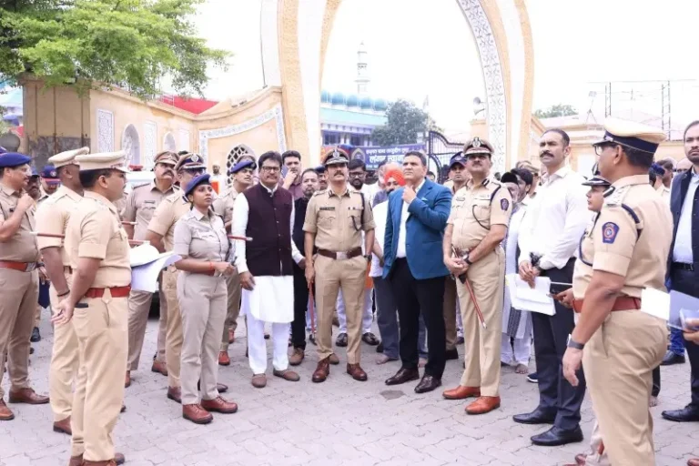 पुलिस आयुक्त ने ताजबाग पहुंचकर लिया जायजा