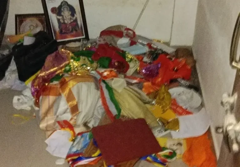 विधायक मेश्राम के बंगले में लगाई सेंध