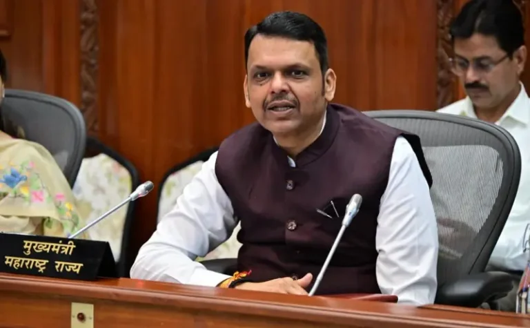 एकात्मिक आरोग्य डॅशबोर्ड, एकात्मिक आरोग्य सुविधा केंद्र आणि रुग्णालयांच्या स्टार रेटिंग प्रणालीचा उपयोग दर्जेदार आरोग्यसेवा उपलब्ध करून देण्यासाठी व्हावा – मुख्यमंत्री देवेंद्र फडणवीस