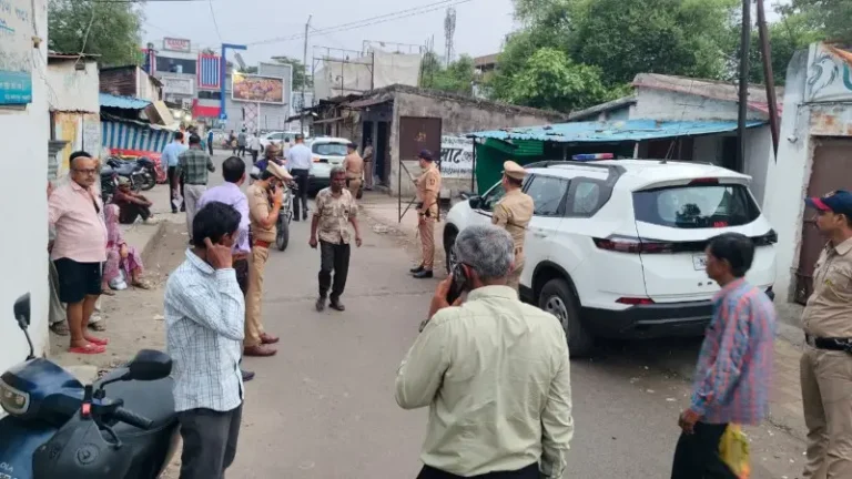 जेल से बाहर आते ही फायरिंग
