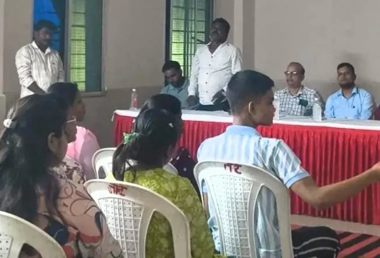 विवेक विचार मंचातर्फे गुणवंत विद्यार्थ्यांचा सत्कार उत्साहात