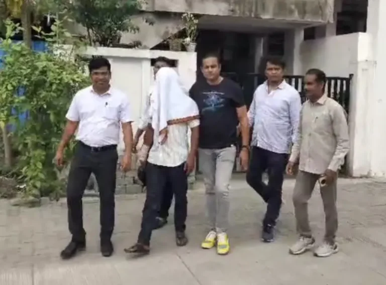 परिवार को लूटने वाले 8 दिन बाद पहुंचे सलाखों के पीछे