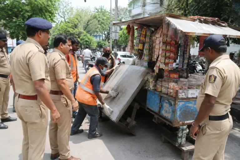 अवैध पान ठेलों और धंधों पर अब सख्ती