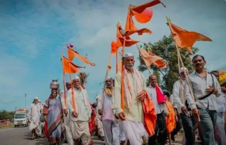 आळंदी व देहू येथे येणाऱ्या वारकऱ्यांनी पुण्यातच वारीमध्ये सहभागी व्हावे