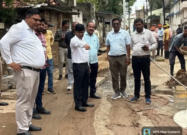 अमृत 2.0 अंतर्गत चंद्रपूर शहराकरिता मलनिस्सारण प्रकल्पाच्या कामांची आयुक्तांकडून पाहणी