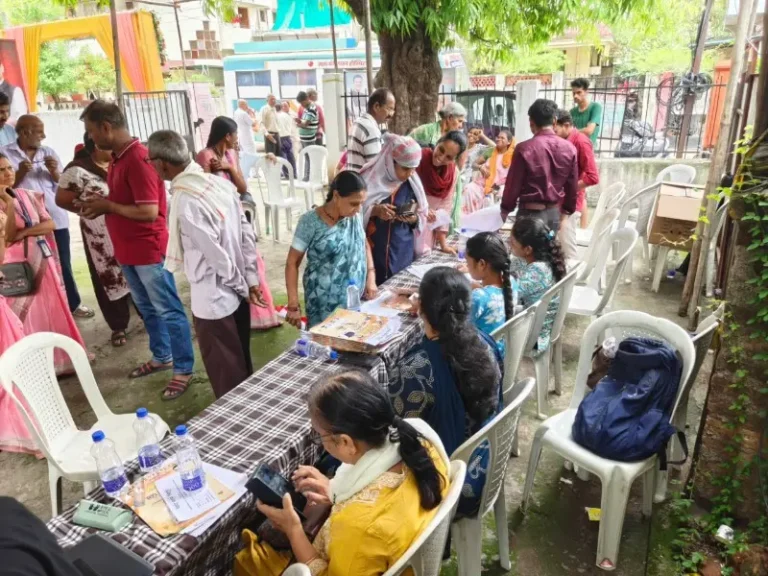 मुख्यमंत्री देवेंद्र फडणवीस यांच्या वाढदिवसानिमित्त महाआरोग्य शिबिराला उत्स्फूर्त प्रतिसाद