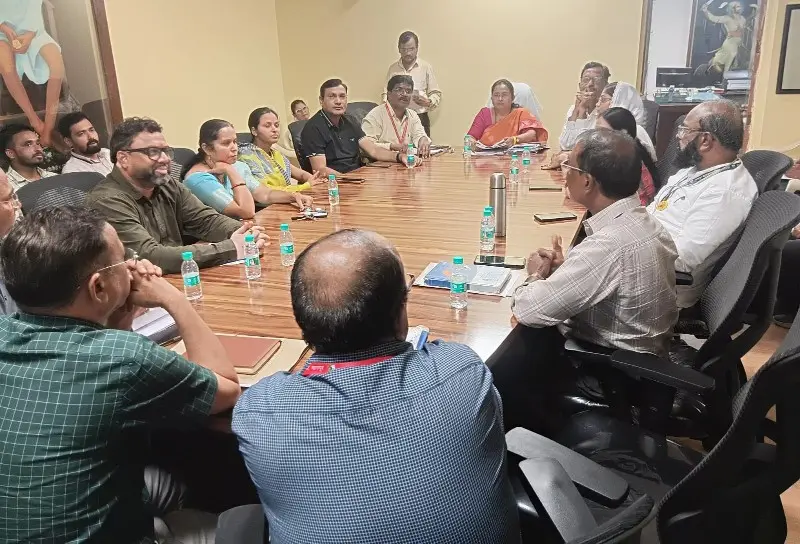नेहरूनगर झोन सभापती आढावा सभा नेहरूनगर झोन सभापती आढावा सभा