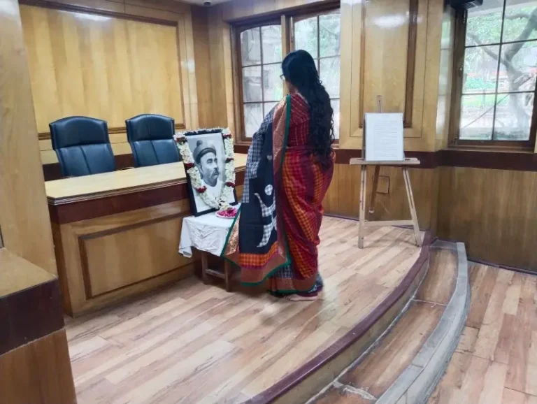 लोकमान्य टिळक यांना जयंतीनिमित्त राजधानीत अभिवादन