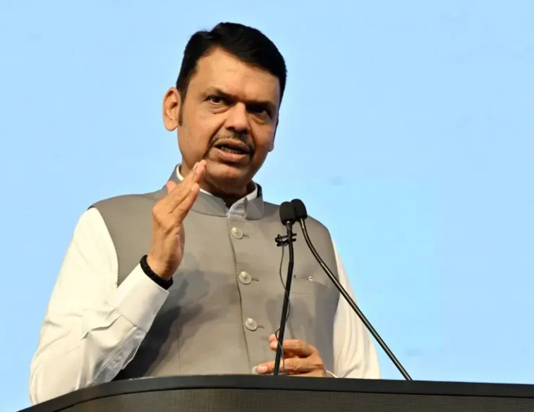पैसे नाही म्हणून शस्त्रक्रिया थांबणार नाही – मुख्यमंत्री देवेंद्र फडणवीस