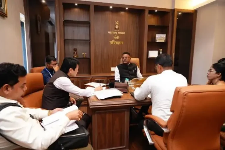 मिरा-भाईंदरच्या फाऊंटन ते गायमुख घोडबंदर रस्त्याच्या दुरुस्तीला गती द्या – परिवहन मंत्री प्रताप सरनाईक