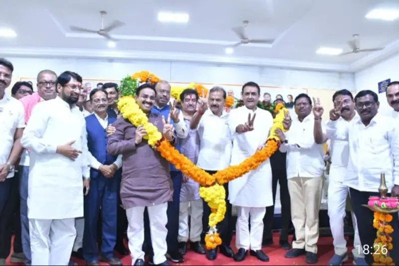 क्षेत्राच्याविकासातराजेंद्रजैनवअविनाशब्राह्मणकरयांचीभूमिका_copy_800x534