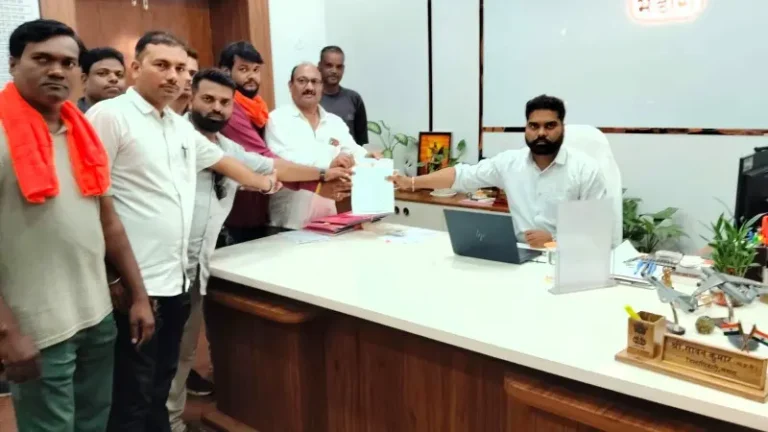 खरेदीपेक्षा किरायाच महाग! भंडारा नगर परिषदेचा निवडणूक साहित्यात लाखो रुपयांचा ‘चुना’; दोषींच्या निलंबनाची शिवसेनेची मागणी