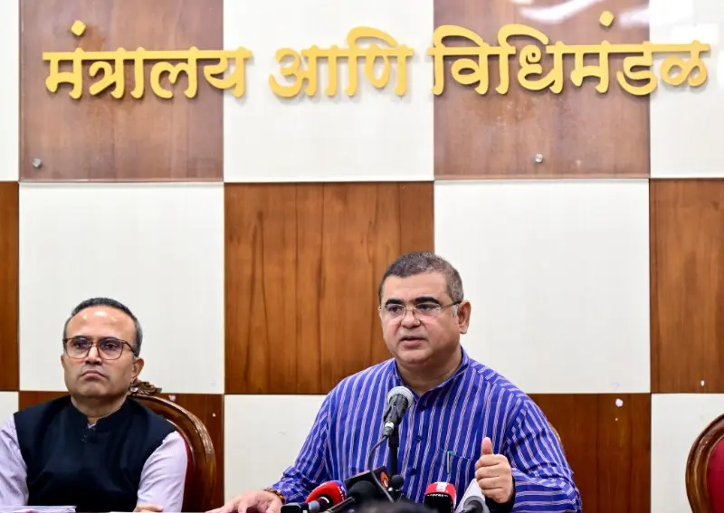 दापचरी येथे 558 हेक्टरवर आंतरराष्ट्रीय दर्जाचा कृषी बाजार उभारणार दापचरी येथे 558 हेक्टरवर आंतरराष्ट्रीय दर्जाचा कृषी बाजार उभारणार