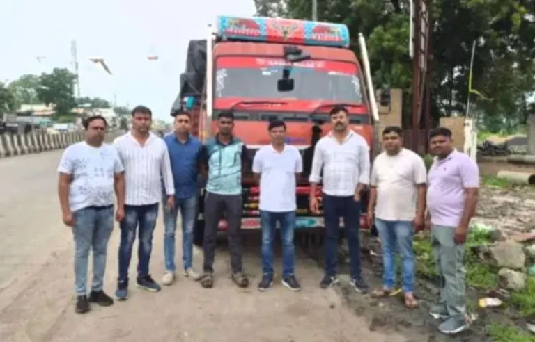 कन्हान येथे अवैध गोवंश वाहतुकीवर स्थागुशा नागपुर ग्रामिण पोलिसांची कारवाई