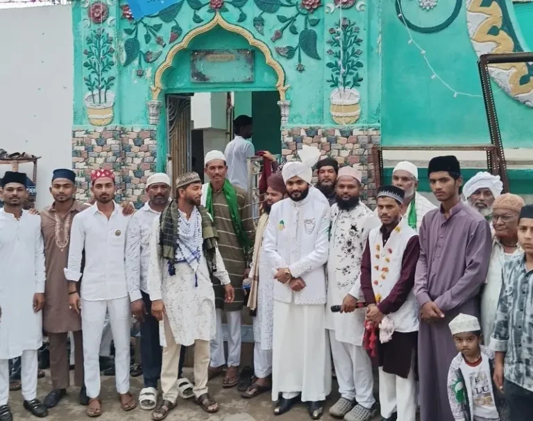 खाप्यात उत्साहात ईद मिलाद साजरी, जुलूस-ए-मोहम्मदीतून शांतता, बंधुभाव व सामाजिक एकतेचा संदेश; पोलिसांच्या सहकार्याने सोहळा शांततेत संपन्न