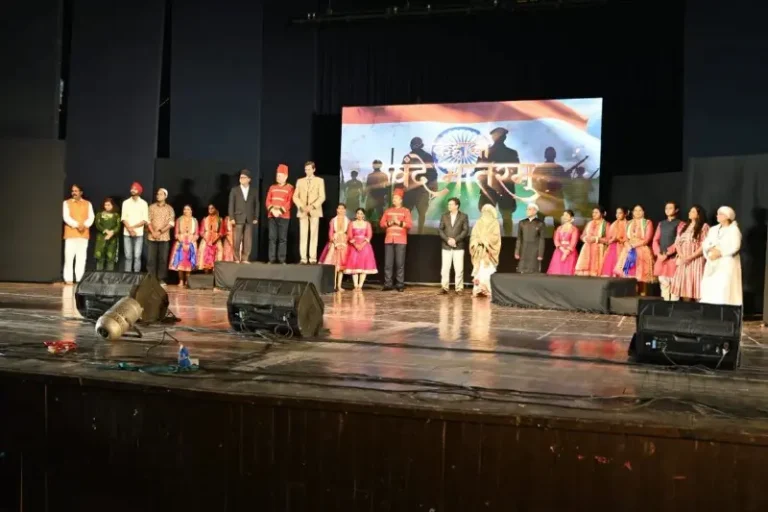 कहानी वंदेमातरम की’ नृत्यनाटिकेचा शानदार शुभारंभ