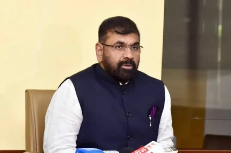 महामंडळांच्या योजनांची प्रभावी अंमलबजावणी करण्यासाठी विभागांनी समन्वय साधावा – उपसभापती सचिन अहिर
