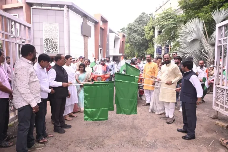 स्वातंत्र्यासोबत कर्तव्याची जाणीव जपणे काळाची गरज – आमदार किशोर जोरगेवार