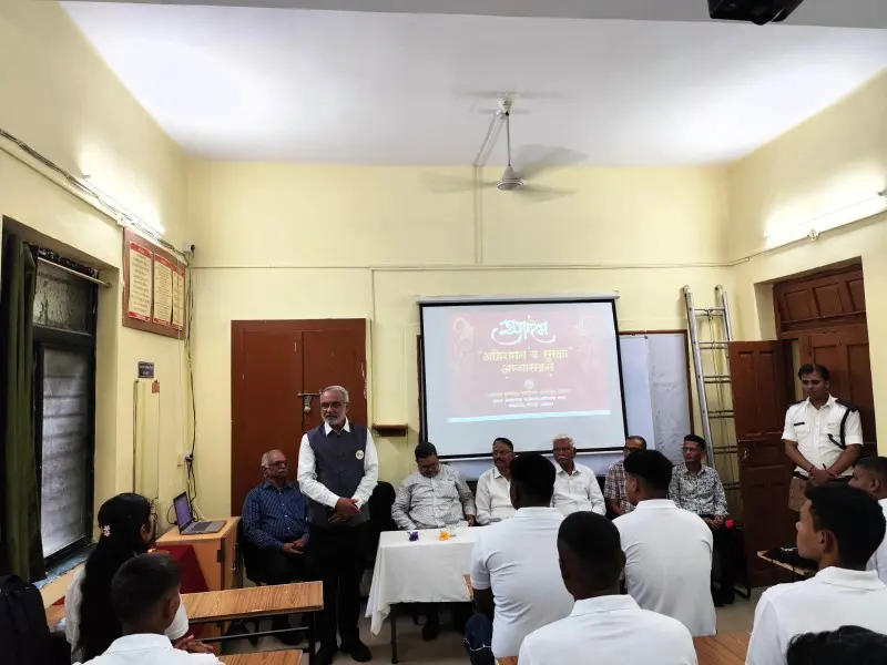 FiremanCourseJayantPathakSpeaking_1_copy_800x600