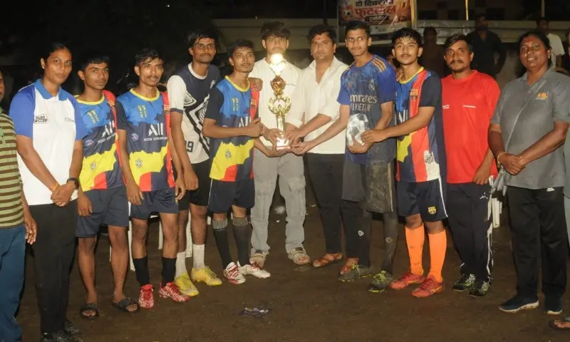 Football_copy_800x480