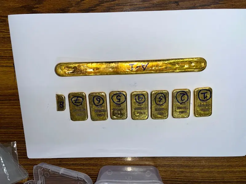 Gold(1)_copy_800x600