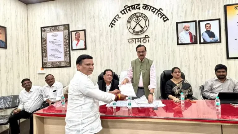 नगरसेवकांनाही विकासाचा हक्काचा निधी द्या – गटनेते काशीनाथ प्रधान यांची आमदार राजीव पोटदार यांच्याकडे मागणी