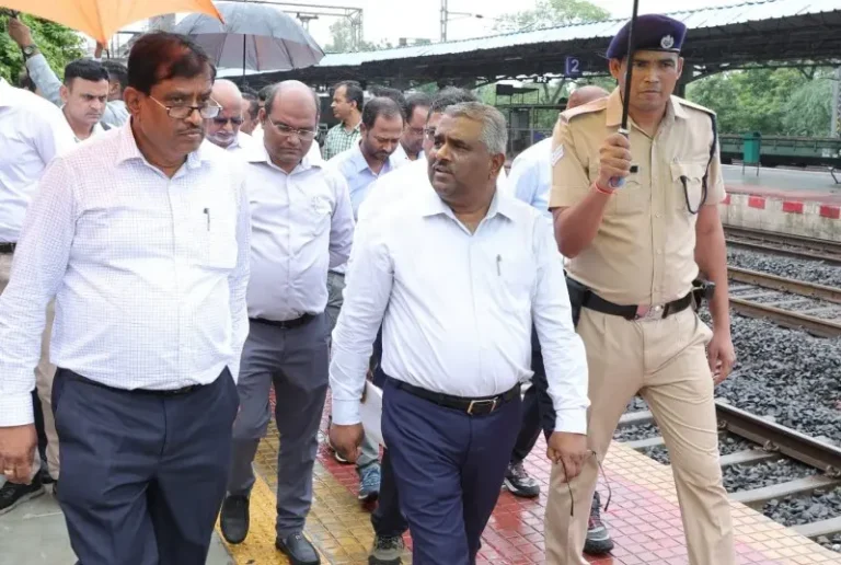 दक्षिण पूर्व मध्य रेलवे के महाप्रबंधक ने किया नागपुर मंडल का व्यापक निरीक्षण