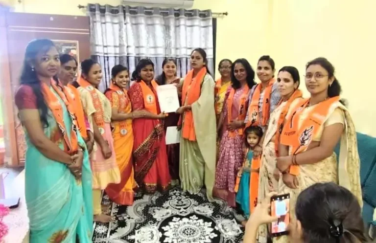 ठाकरे गटाची संघटनात्मक ‘मोर्चेबांधणी’; कामठीत महिलांच्या खांद्यावर पक्षाची धुरा