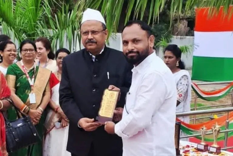 एचआयव्ही/एड्स क्षेत्रातील उत्कृष्ट कार्याबद्दल सह्याद्री संस्थेच्या लिंक वर्कर प्रकल्पाला पुरस्कार