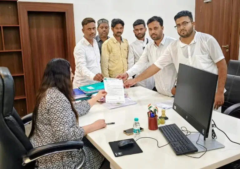 Muslim Youth League, Nagpur, has submitted a memorandum to the Joint Secretary to the Hon’ble Chief Minister of Maharashtra, Asha Pathan, at Chief Minister Secretariate, Hyderabad House, Nagpur, as well as to the District Collector of Nagpur. Through this memorandum, the organization has requested the declaration of a ‘Dry Day’ across Maharashtra and Nagpur district on the occasion of the upcoming Eid-e-Milad-un-Nabi.