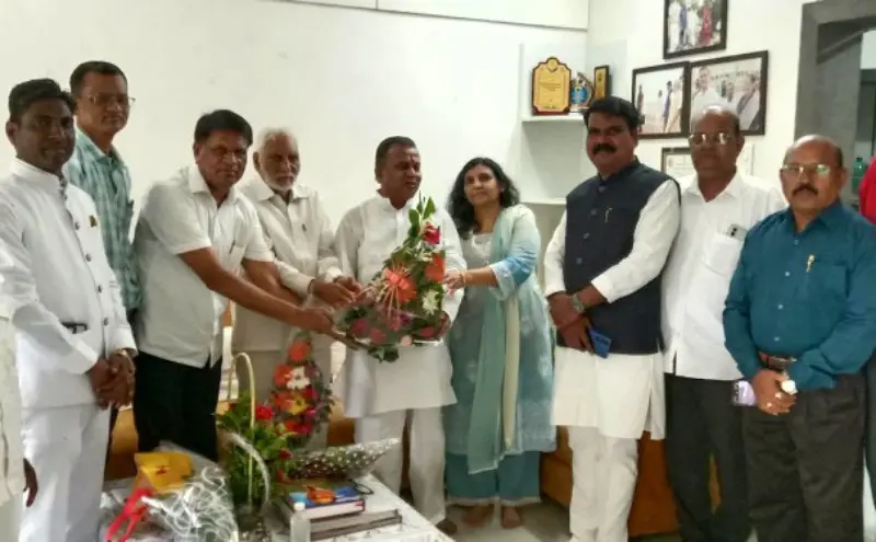 विलास गजघाटे यांचा वाढदिवस उत्साहात साजरा विलास गजघाटे यांचा वाढदिवस उत्साहात साजरा