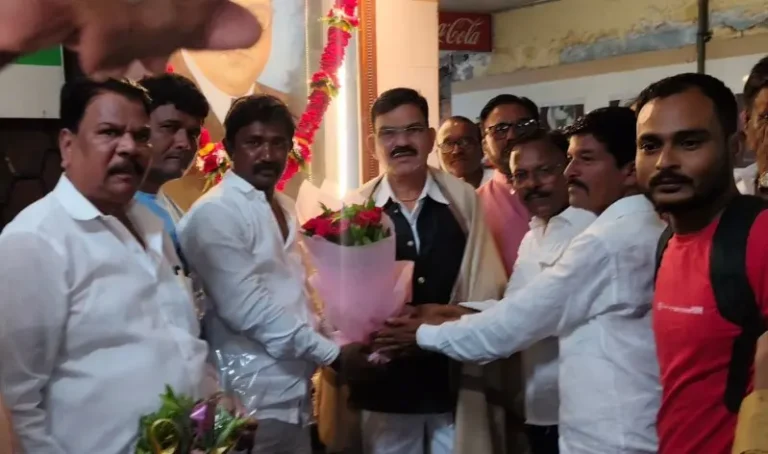 मुलुखमैदानी तोफ प्रकाश कांबळे यांच्या वाढदिवसानिमित्त संकल्प मध्यवर्ती बसस्थानकाला डाॅ. आंबेडकर नाव द्यावेत – बागडे