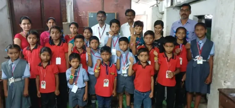 नवयुवक उच्च प्राथमिक शाळेत रक्षाबंधनाचा उपक्रम उत्साहात संपन्न