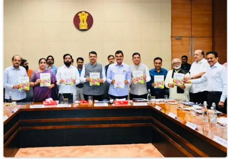 मुख्यमंत्र्यांच्या हस्ते ‘महाराष्ट्र महिला शेतकरी सक्षमीकरण अधिनियम, २०२६’ माहिती पुस्तिकेचे प्रकाशन