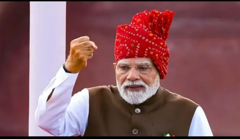 लाल किले से युवाओं के नाम मोदी के बड़े ऐलान