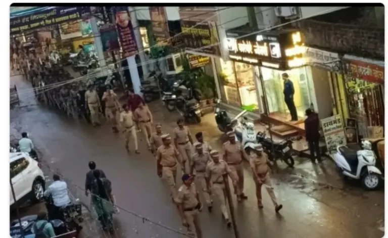 तुमसर शहरात ‘खाकी’चा पहारा; सण-उत्सवांच्या पार्श्वभूमीवर संचलन