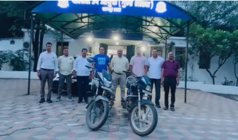 नाबालिग वाहन चोर हिरासत में, 2 बाइक बरामद