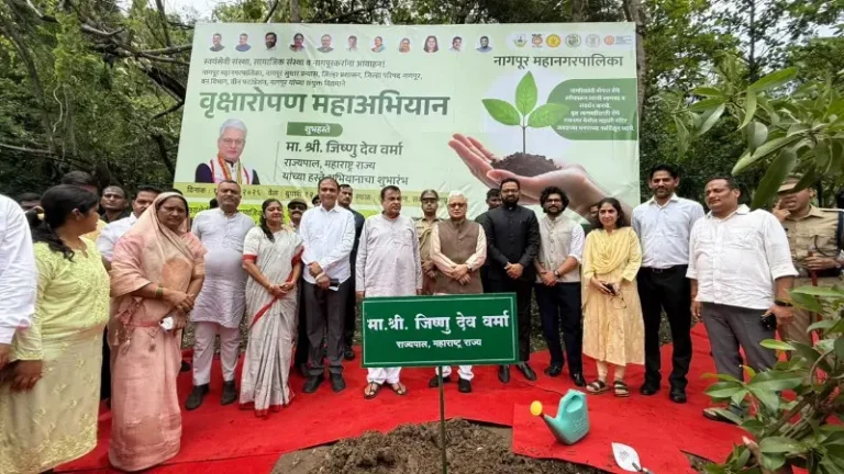 वृक्षारोपणाच्या महाअभियानाला प्रारंभ