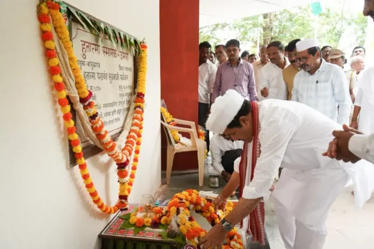 स्वातंत्र्यसैनिकांचा त्याग, योगदान प्रेरणादायी – पालकमंत्री संजय राठोड यांचे प्रतिपादन