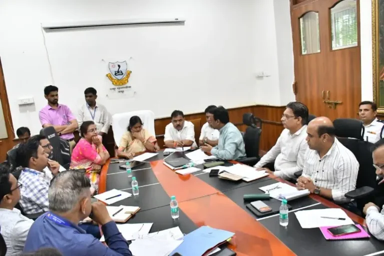 मनपात भूसंपादन कक्ष स्थापन करण्याचे महापौरांचे निर्देश