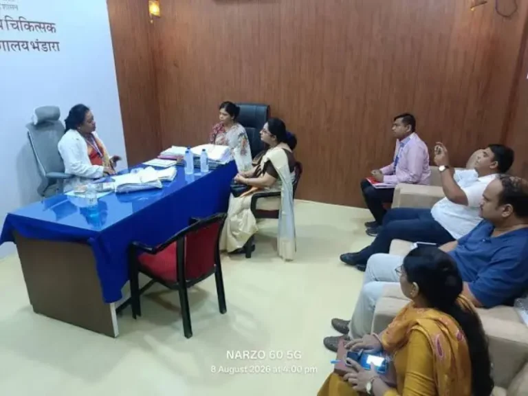 बालिकेवरील अत्याचारप्रकरणी बाल हक्क आयोगाची पोलिसांशी चर्चा