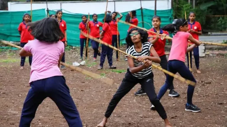 शासकीय आश्रमशाळेतील मुलींना आत्मसंरक्षणाचे प्रशिक्षण मिळणार